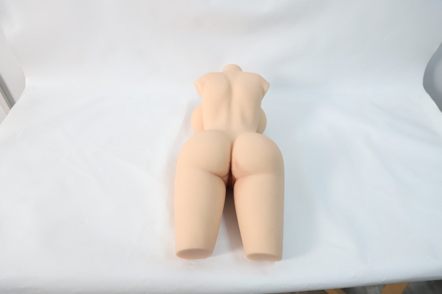 Realistic Silicone Female Torso Sex Doll 5.7kg – Soft Skin Feel Compact Love Doll Masturbator Body